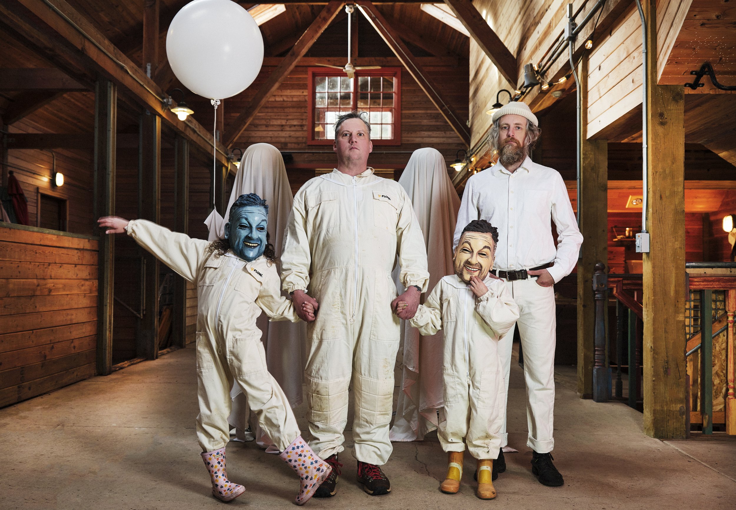 Modest Mouse Announces An Eraser and a Maze, Share “Picking Dragon’s Pockets”